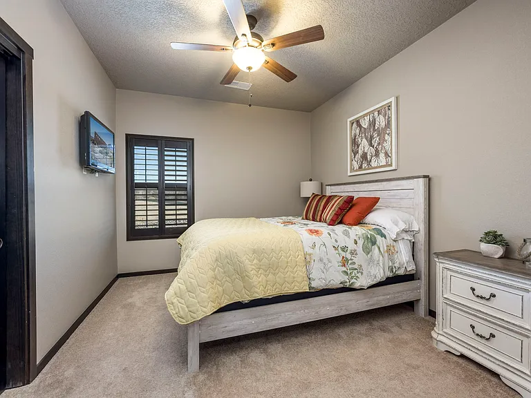 206 Tierra Verde Cir — Photo 24