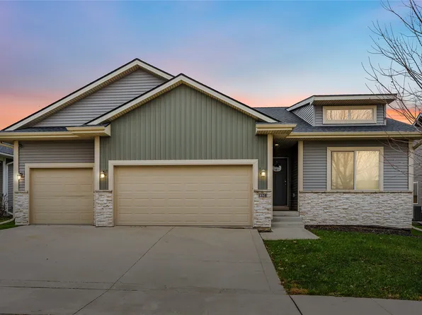 1324 Tuscany Dr SE, Altoona, IA 50009