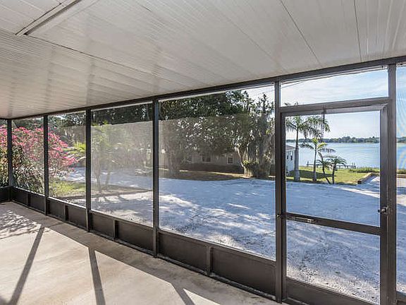 2505 Park Plaza Sebring FL-small-019-9--666x444-72dpi_04122019