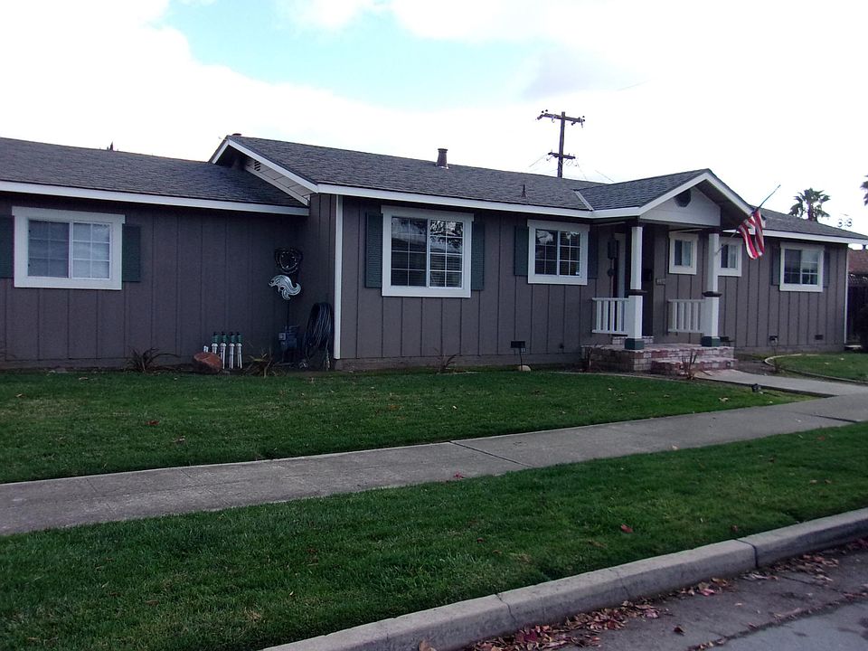1st image of 4470 Sally Dr