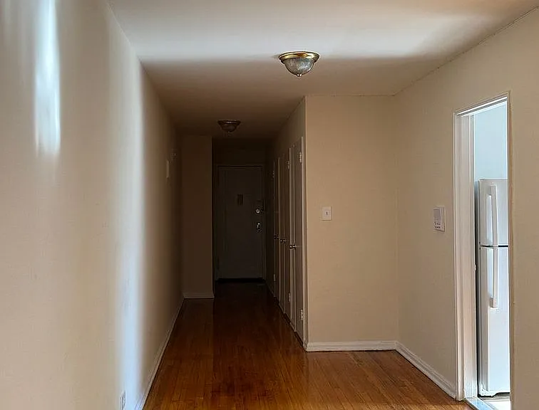 85th Dr — Photo 3