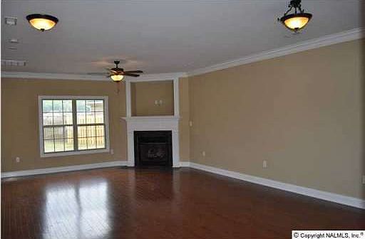 2nd image of 5022 Valley Cove Dr SE