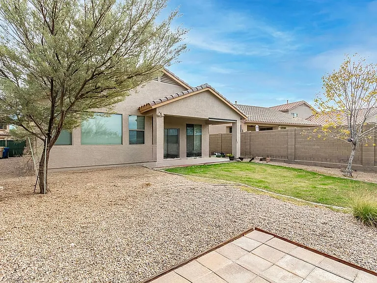 39208 N Parker Ln — Photo 26