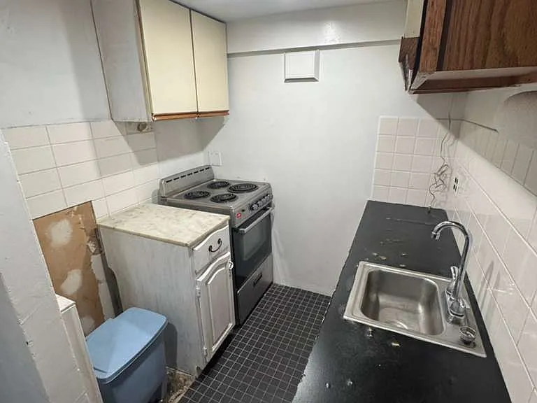 4323 Katonah Ave #1 — Photo 6