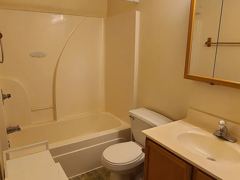 1703 N Cedar St #A — Photo 2