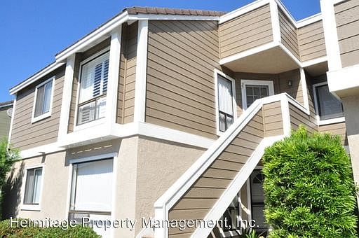 1st image of 25 Bramble Ln
