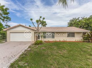 7700 Clarke Rd, Lake Clarke Shores, FL 33406