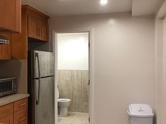 Kitchen Facing 1/2 Bath