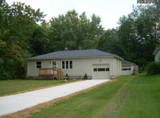 1150 Abington Rd, Akron, OH 44312