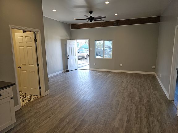 3rd image of 11355 Hubbard St #11351