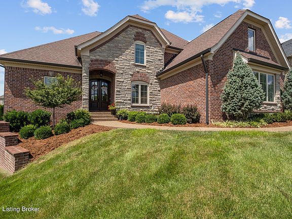 4th image of 18723 Willington Cir