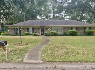 101 Eagle St, Greenwood, MS 38930
