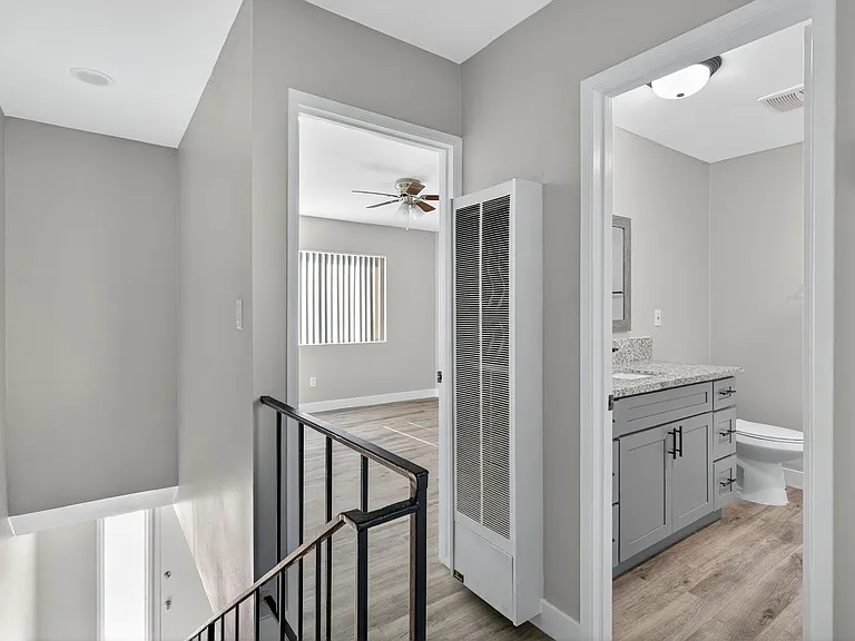 13392-13400 Magnolia Street — Photo 26