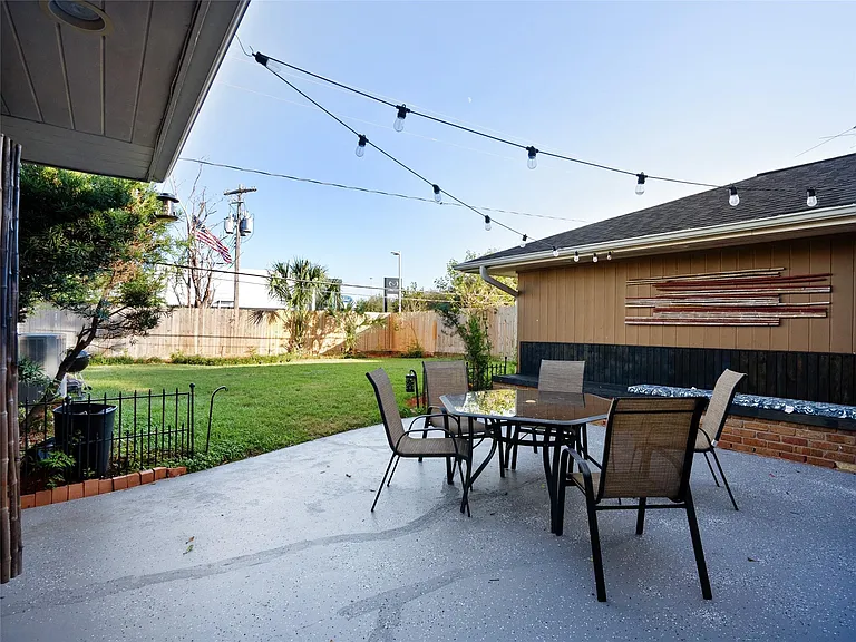 9403 Timberside Dr — Photo 6