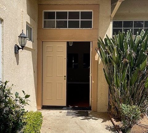 4th image of 19284 Krameria Ave