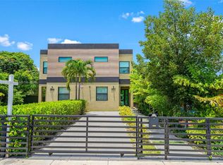 3617 SW 27th St, Miami, FL 33133