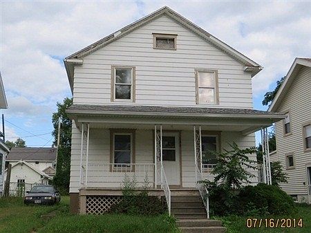 2nd image of 133 Stewart Ave S