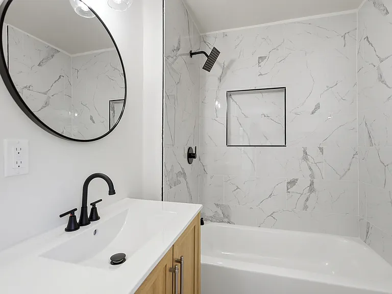 825 N Crysler Ave — Photo 13