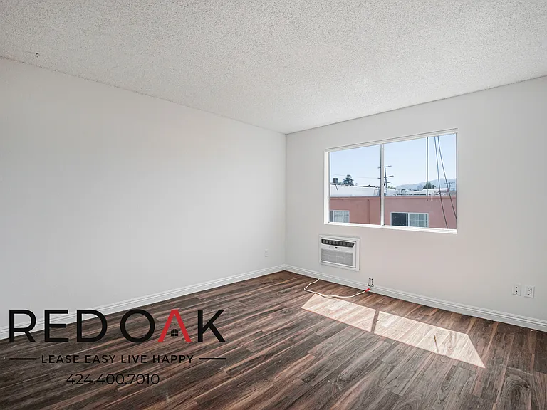 10346 Commerce Ave #6 — Photo 26