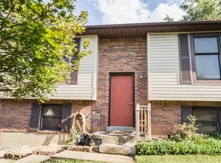 141 Skyline Dr, Radcliff, KY 40160