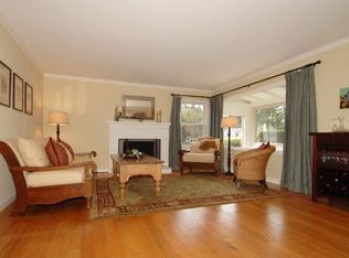 2000 San Carlos Ave, San Carlos, CA 94070