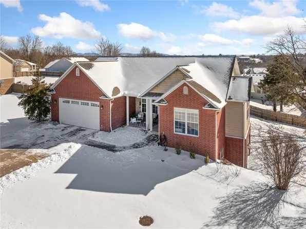 1210 W Holt Ave, Harrison, AR 72601