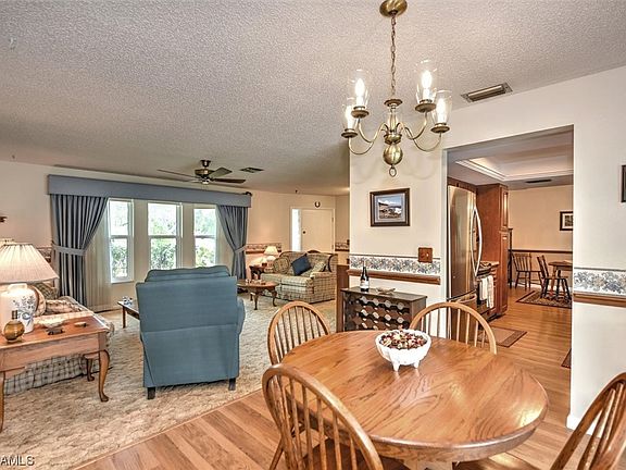 3rd image of 4411 Teasdale Dr