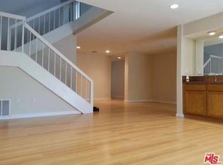 18165 Andrea Cir N UNIT 3, Northridge, CA 91325
