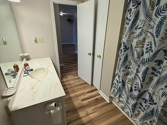 3rd image of 719 Main St