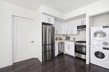 Rented by R New York