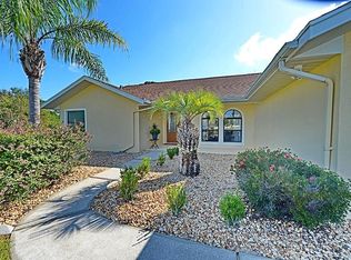 1051 N Hambletonian Dr, Hernando, FL 34442