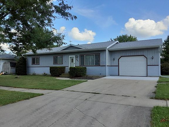 5th image of 501 Westlawn Ave