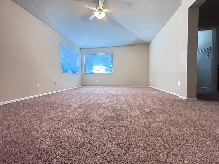 7628 Canyon Oak Dr — Photo 9
