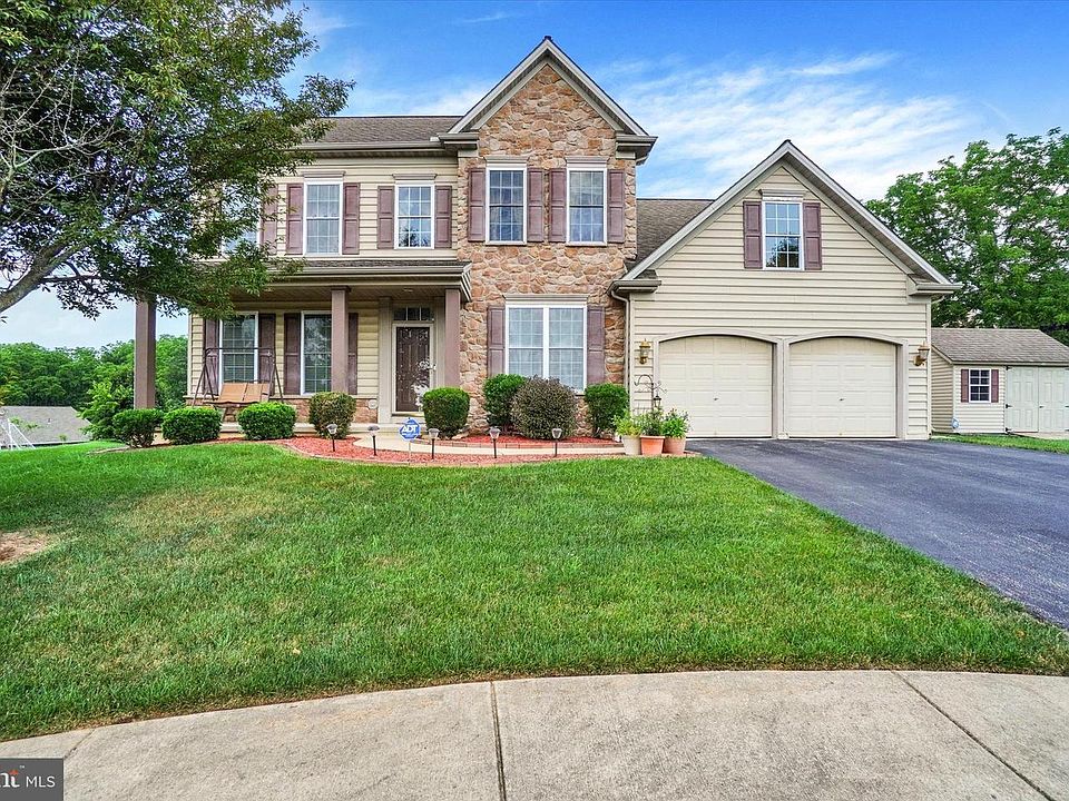 1st image of 2082 Westbury Ct
