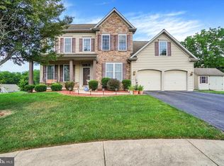 2082 Westbury Ct, Red Lion, PA 17356