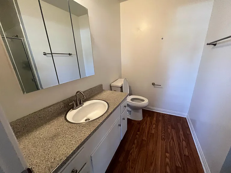 211 Valencia St #1 — Photo 10