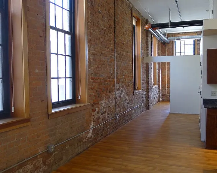 The Lofts at New Amsterdam — Photo 66