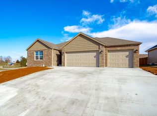 1454 N Vintage Ave, Republic, MO 65738