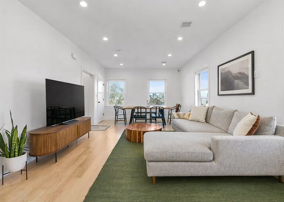 1st image of 17 Akron St #2