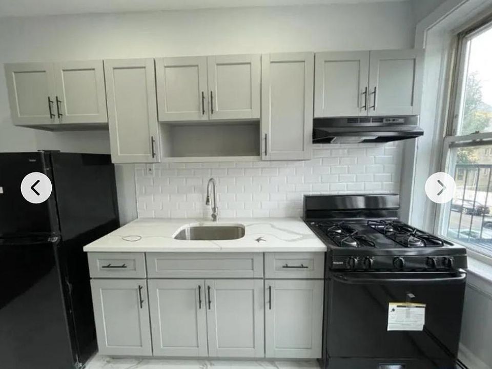 1st image of 131 N 16th St APT 4