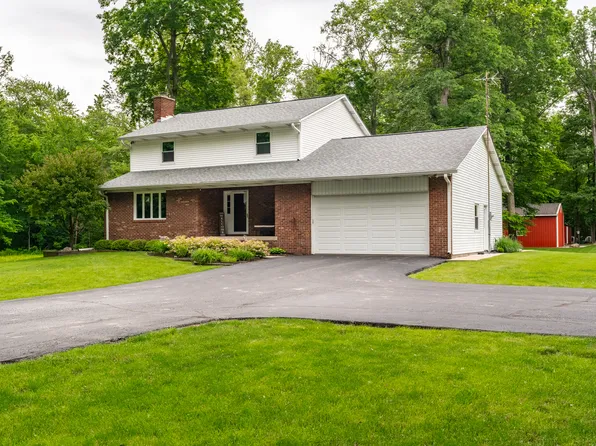 1653 E 300 N, Greenfield, IN 46140