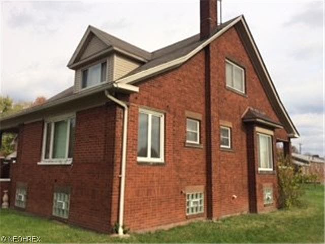 2nd image of 517 12th St