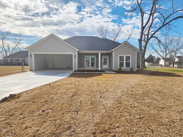 100 Brackley Ct, Leesburg, GA 31763