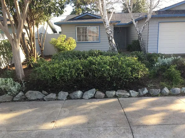 1328 Luna Ln, Stockton, CA 95206