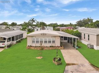 6920 SE Congress St, Hobe Sound, FL 33455