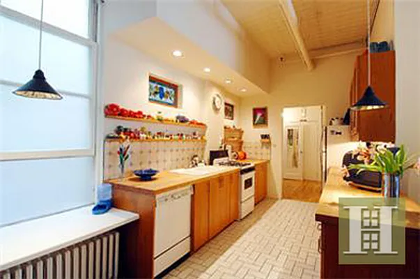 Rented by Halstead Real Estate | media 22