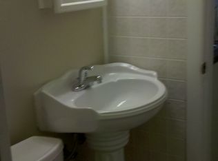 9518 Charest St, Hamtramck, MI 48212