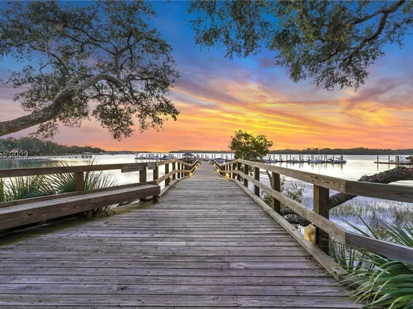 6 Village North Dr APT 40, Hilton Head Island, SC 29926
