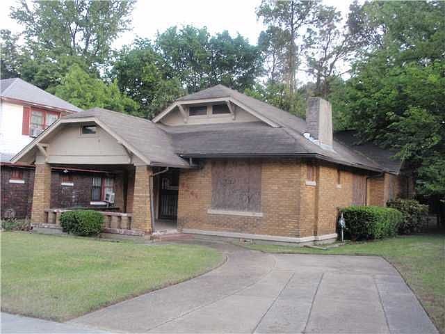 2nd image of 1241 Forrest Ave