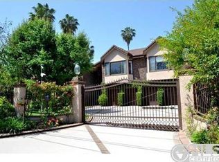 5435 Aura Ave, Tarzana, CA 91356